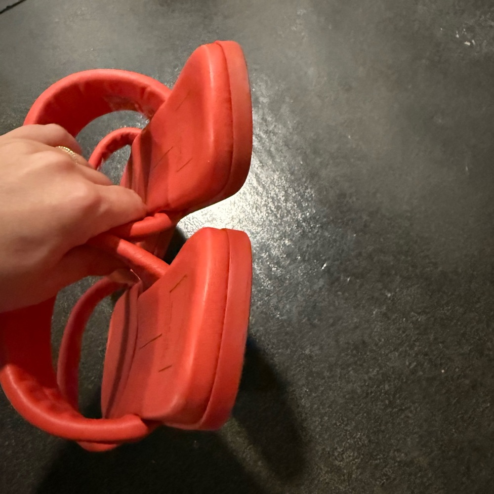 Dolce Vita Adore Flat Sandal Red Leather - Picture 7 of 7